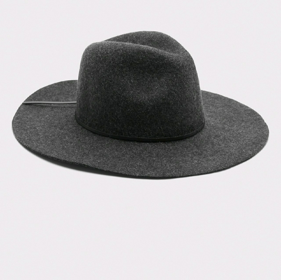 Banana Republic Accessories - BR Slick Wool Felt Fedora Hat